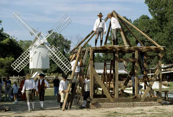 Colonial Williamsburg Carpenters Construct Buildings of the Past | The  Colonial Williamsburg Official History & Citizenship Site