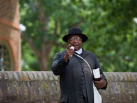 Colonial Williamsburg’s James Ingram portrays Baptist minister Gowan Pamphlet.
